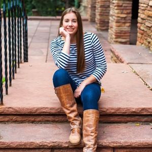 Meet your Posher, Elizabeth